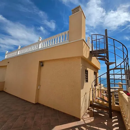 Apartamento Sea View House 4 Bedrooms 5 Min To The Torrevieja